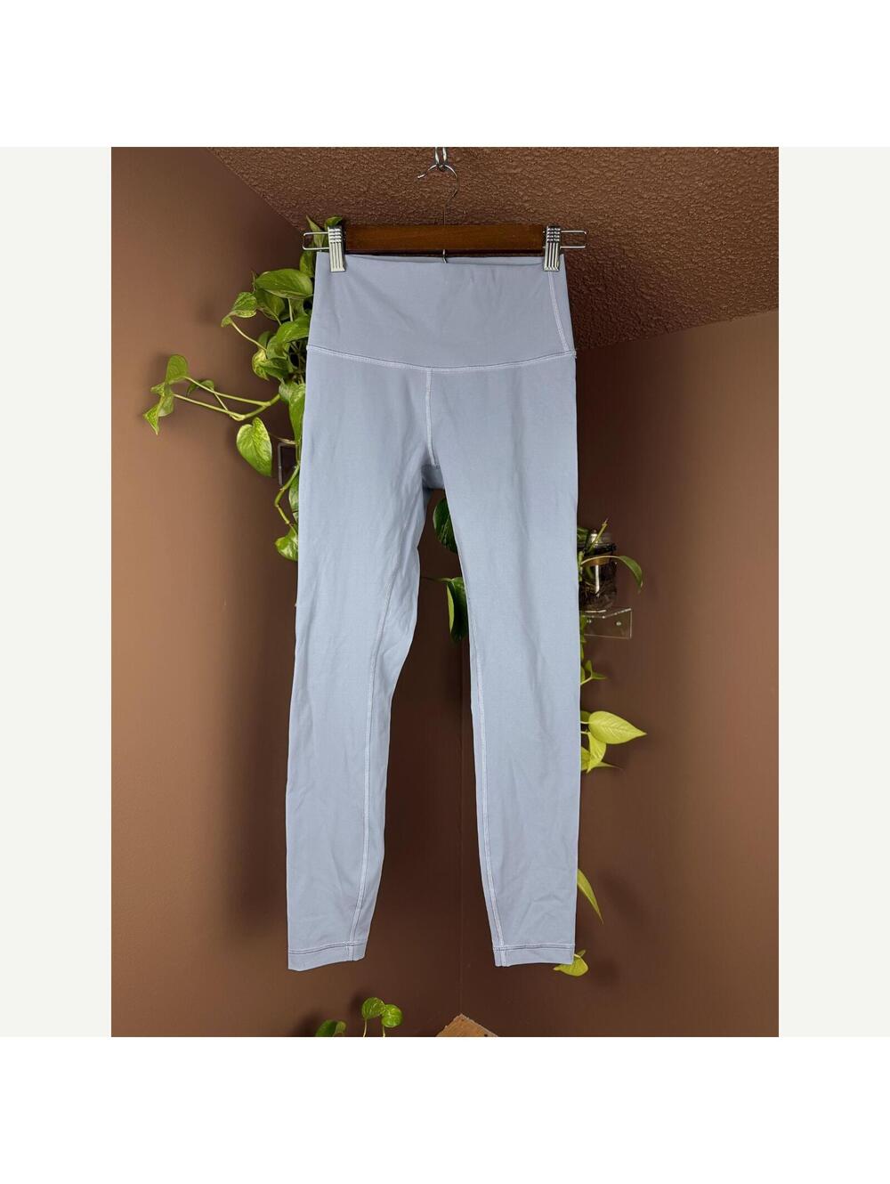 lululemon blue Base Pace 25” Two-Tone Ribbed Leggings Blue Sz 4